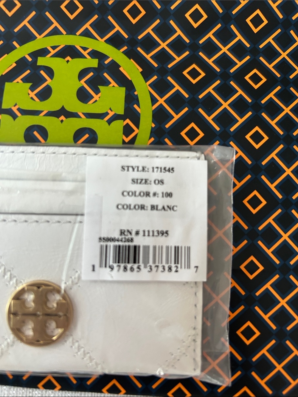 Tory Burch White Quilted Card Case with Gold Logo Medallion BNWT - Picture 3 of 3